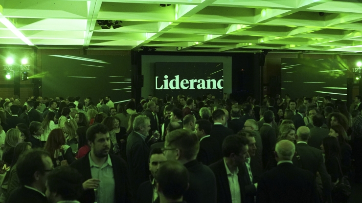 Ambient a l'acte de presentació de la marca.